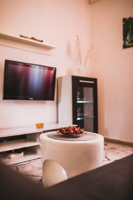 Center Stylish Apt Darling For 4, Old Town Leilighet *